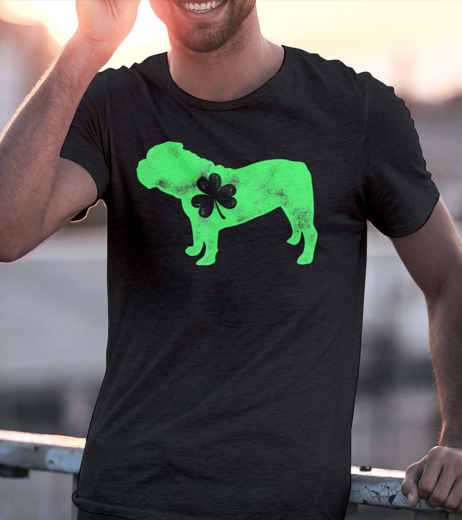 St Patricks Day English Bulldog Shamrock Men Dog T-Shirt