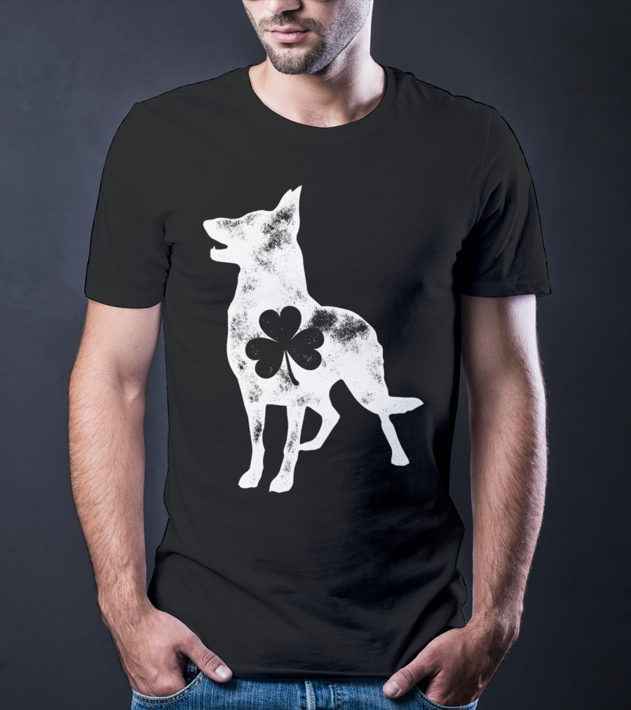German Shepherd Dog With Shamrock St Patricks Day Men T-Shirt
