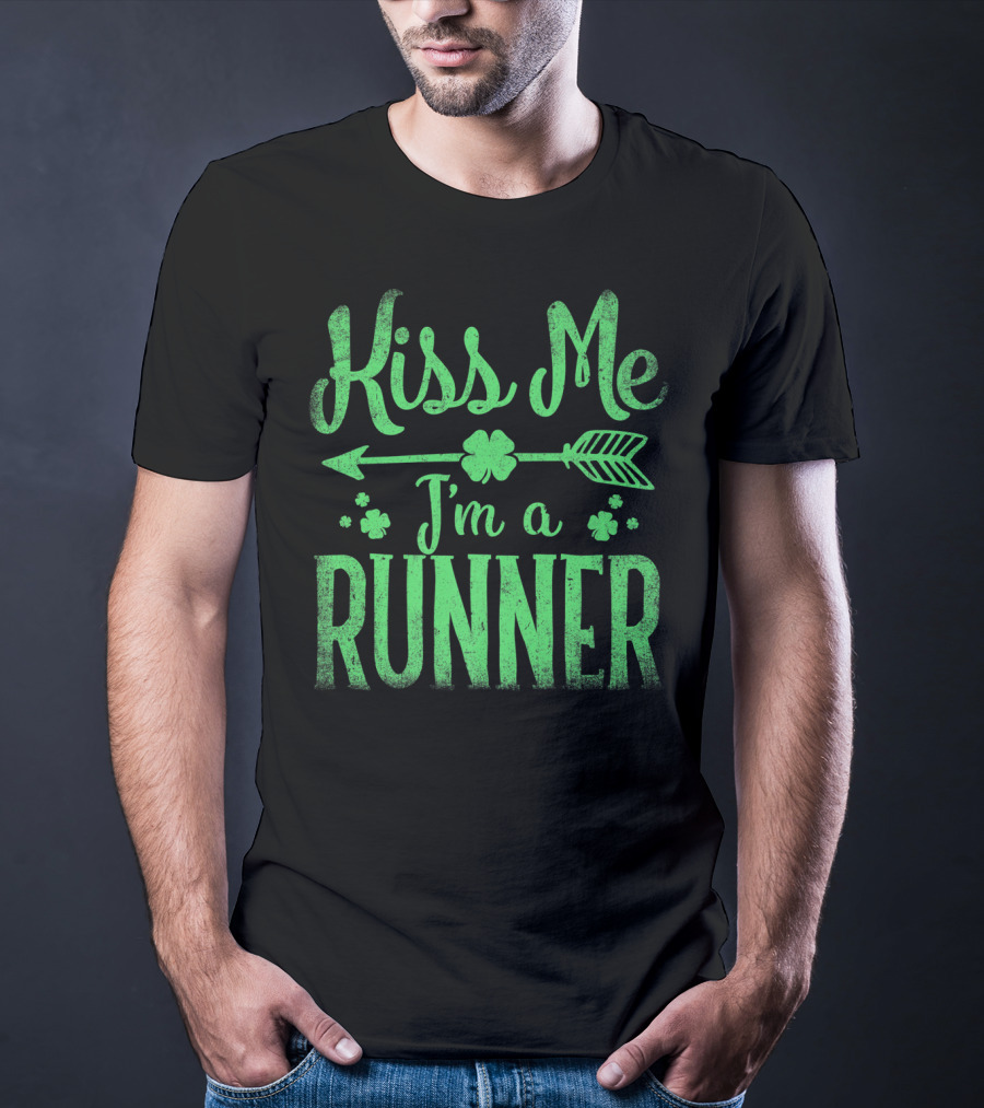 Kiss Me I'm A Runner Clover Arrow St. Patrick's Day T-Shirt