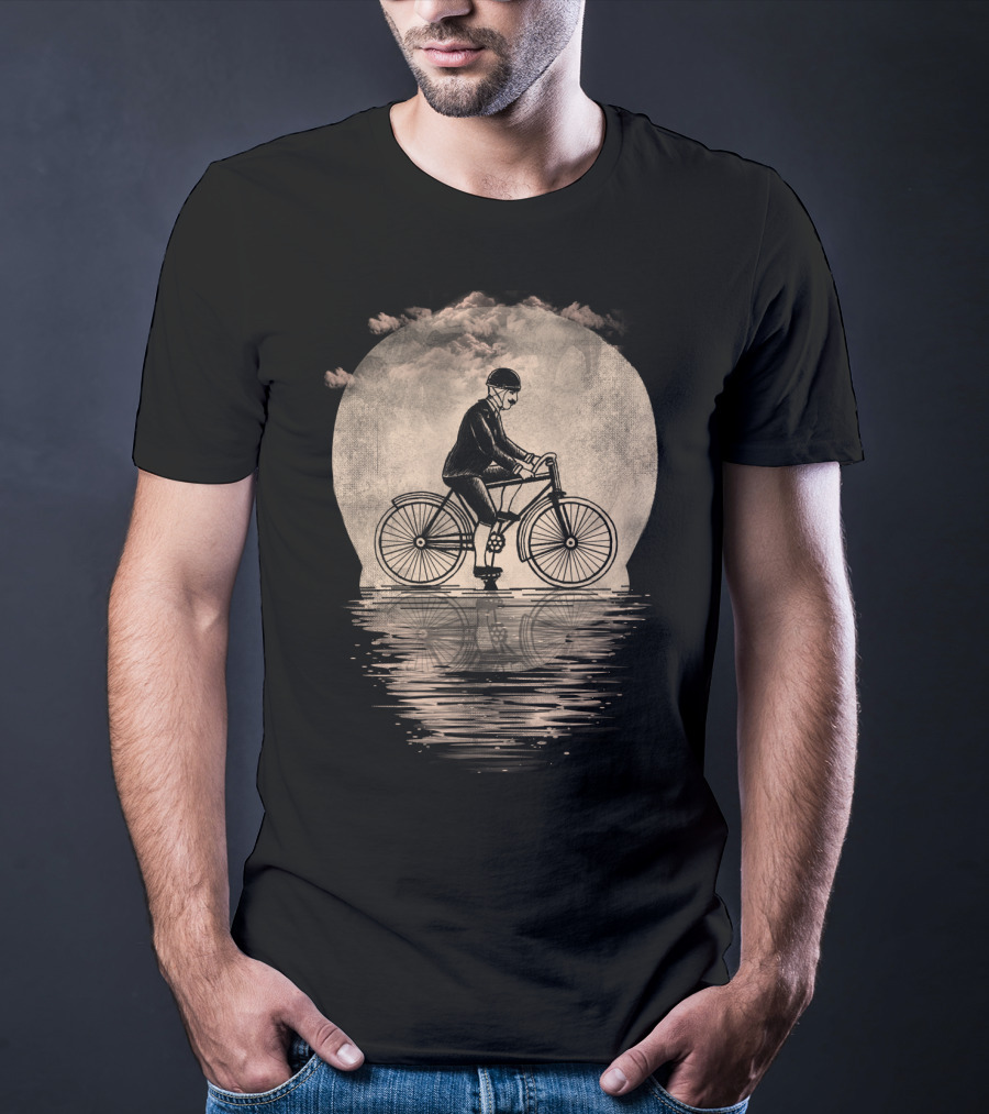 Live To Ride Cloudy Reflection Vintage Cyclist T-Shirt