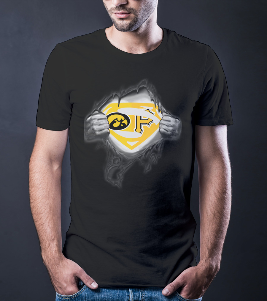 Hawkeyes Pittsburgh Pirates Superman Logo Fusion T-Shirt
