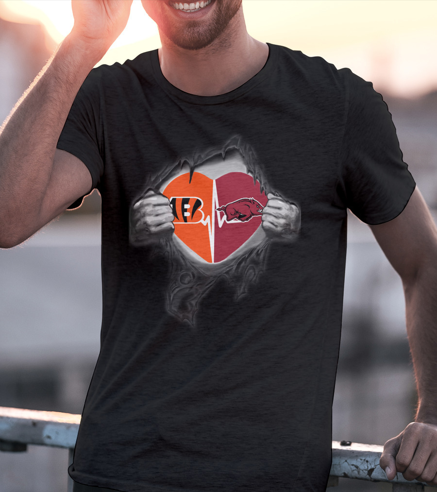 Cincinnati Bengals Arkansas Razorbacks Heartbeat Fan Passion T-Shirt