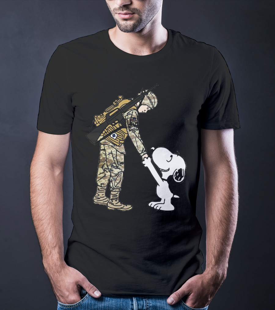Veteran And Snoopy Dog Saluting Friendship T-Shirt
