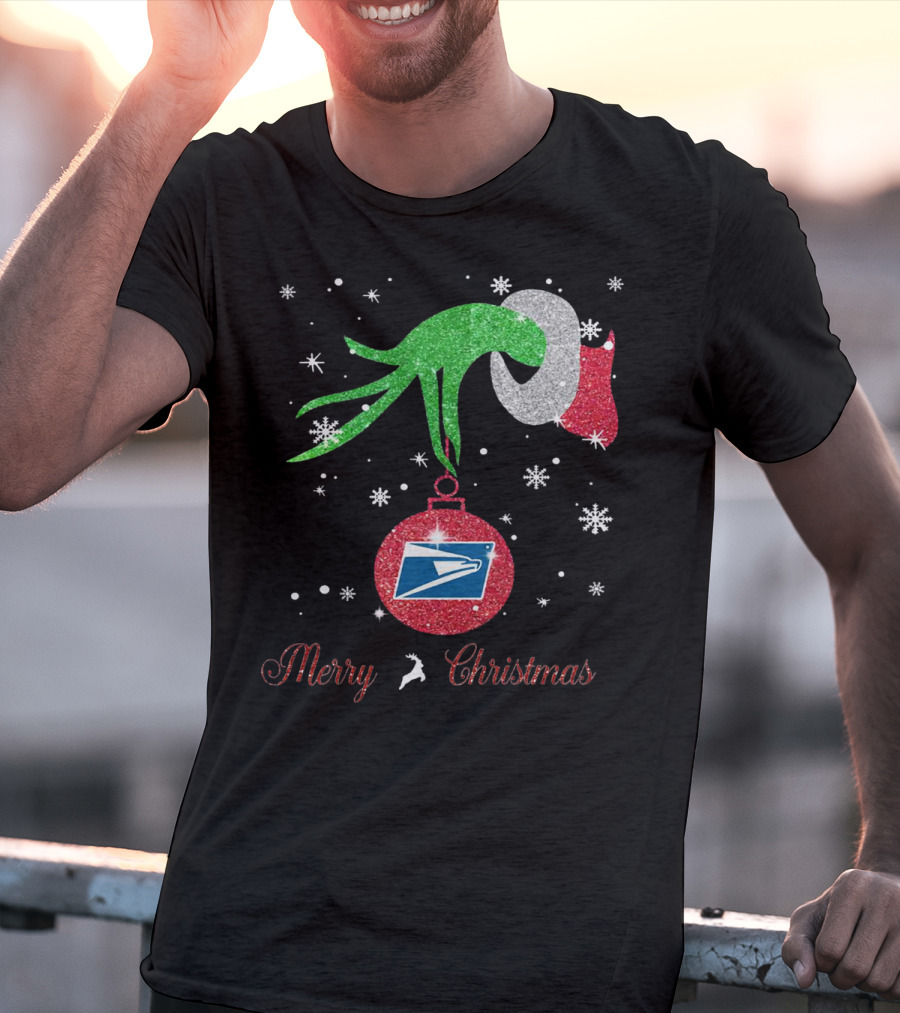 Merry Christmas Grinch Holding USPS T-Shirt