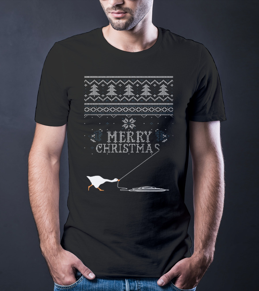 Merry Christmas Tree Pattern With Goose Pulling String T-Shirt