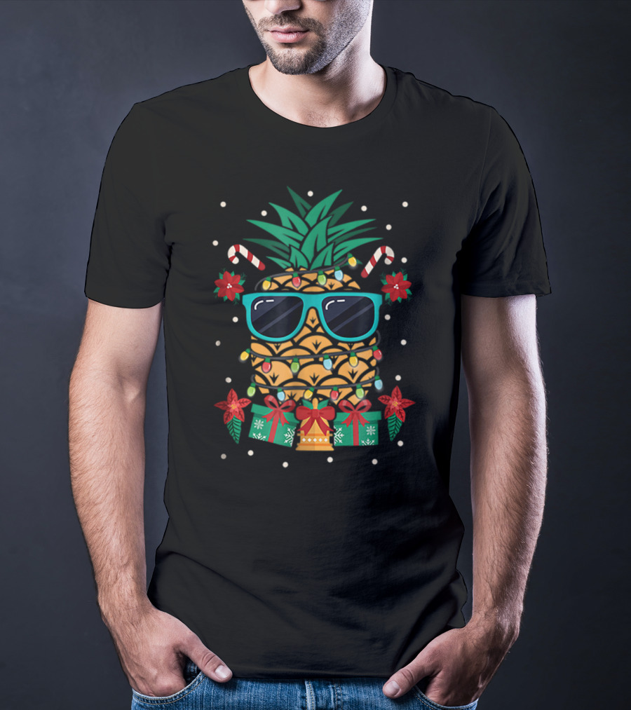 Tropical Christmas Cruise Festive Pineapple Sunglasses Candy Canes Lights T-Shirt