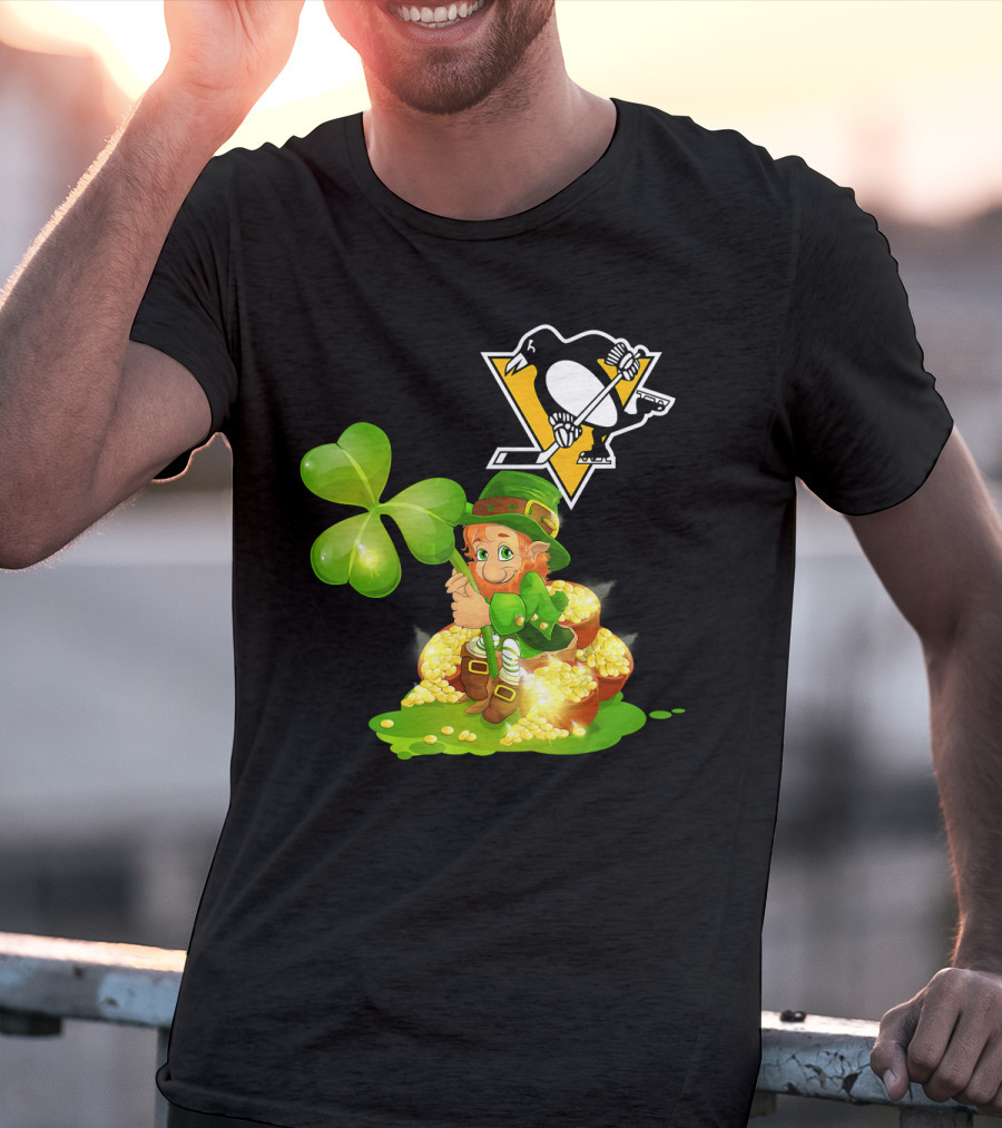 Pittsburgh Penguins St. Patrick's Day Lucky Leprechaun Hockey Shamrock Gold T-Shirt