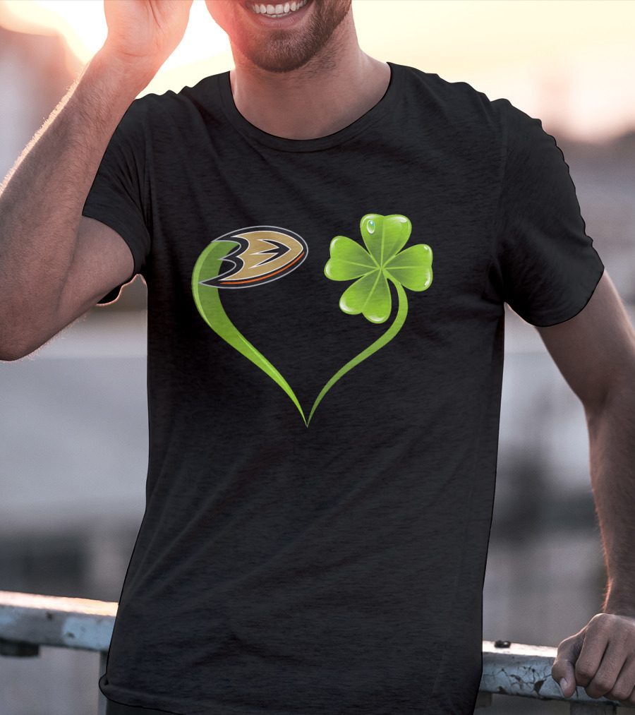 St Patrick's Day Anaheim Ducks Shamrock Heart T-Shirt