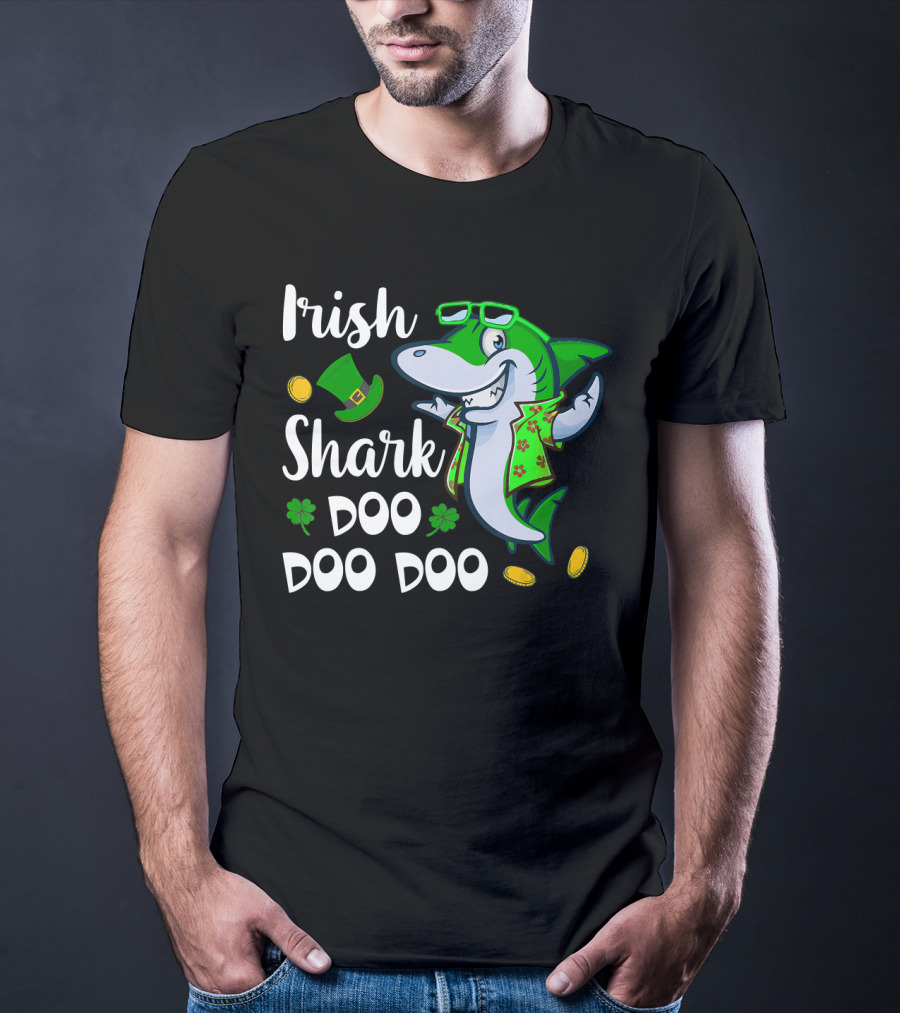 Irish Shark Doo Doo Doo St Patrick Day Leprechaun Hat Coins Shamrock T-Shirt