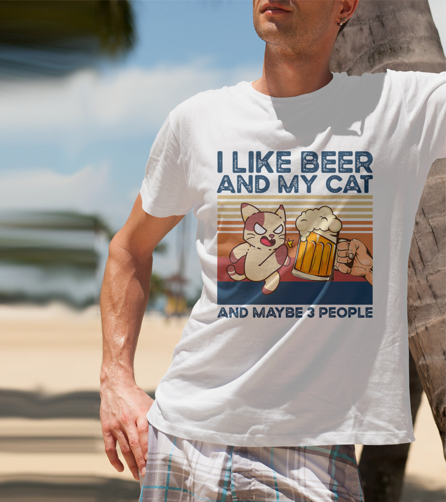 I Like Beer And My Cat And Maybe 3 People Vintage Style Retro Cat Lover T-Shirt