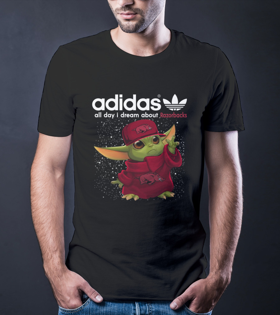All Day I Dream About Razorbacks With Yoda In Red Outfit And Cap T-Shirt