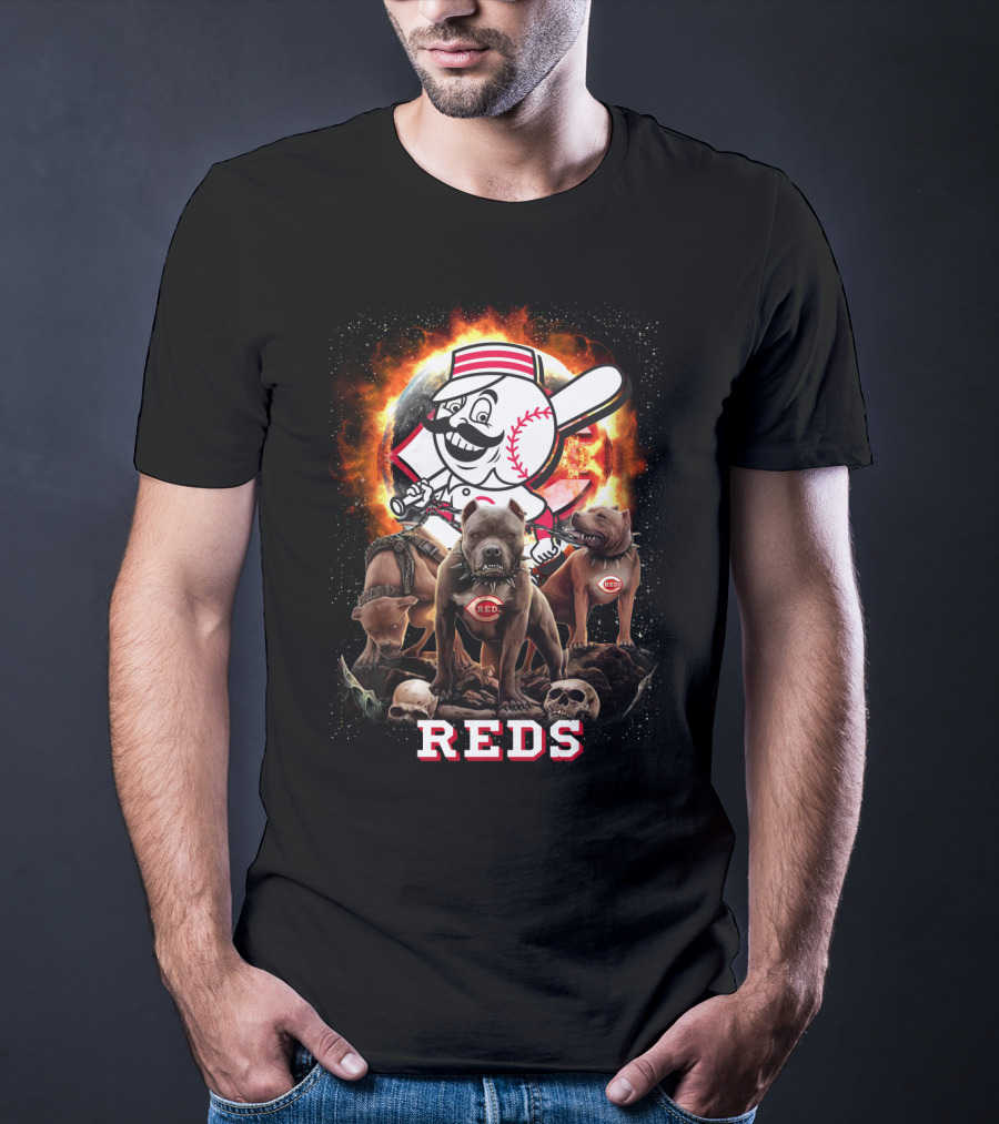Cincinnati Reds Logo With Fierce Dogs And Skulls T-Shirt