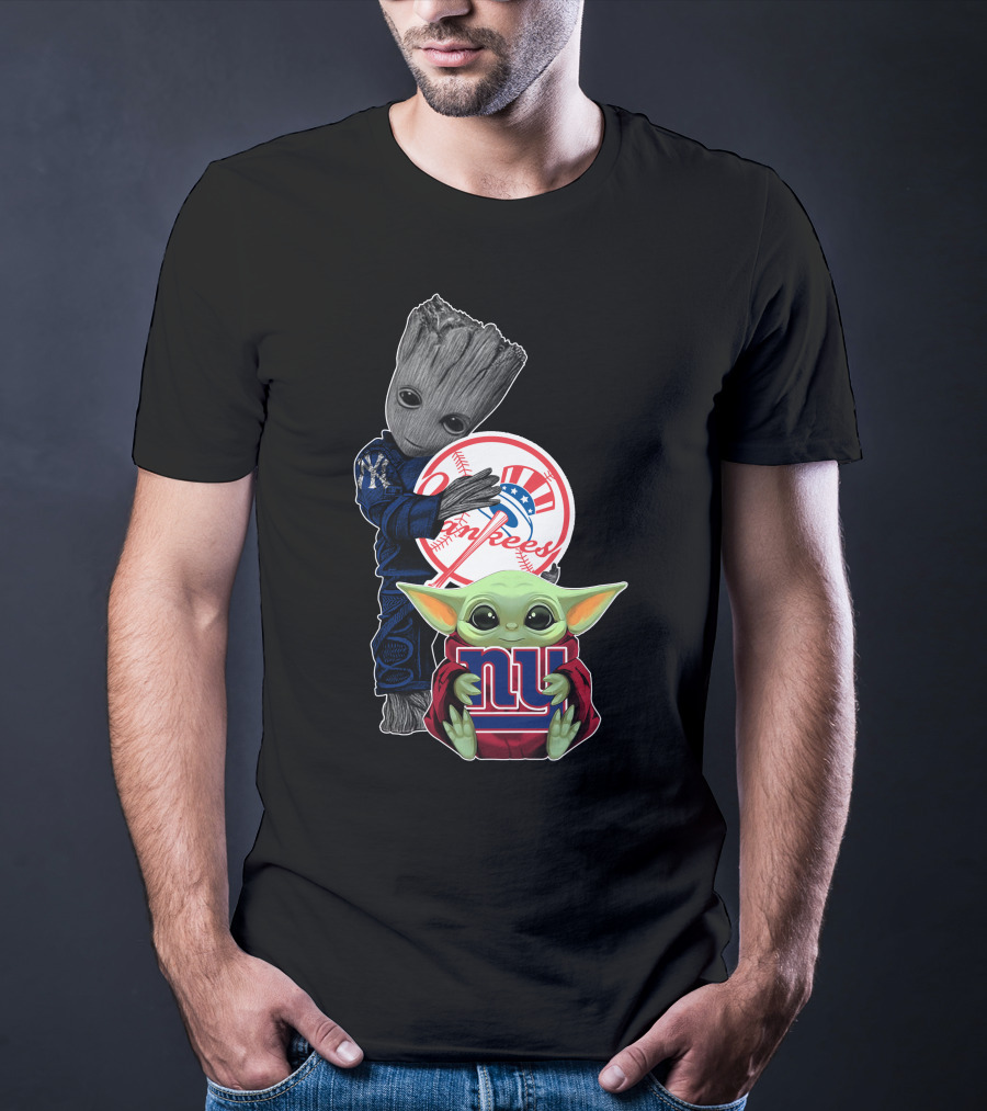 Yankees Giants Baby Alien And Tree Creature Hugging Logos T-Shirt