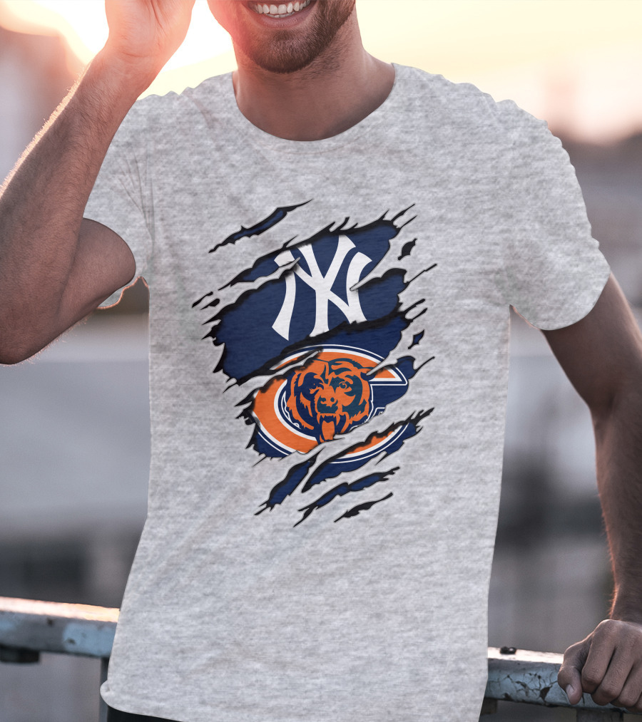Yankees Logo And Chicago Bears Emblem Combination T-Shirt