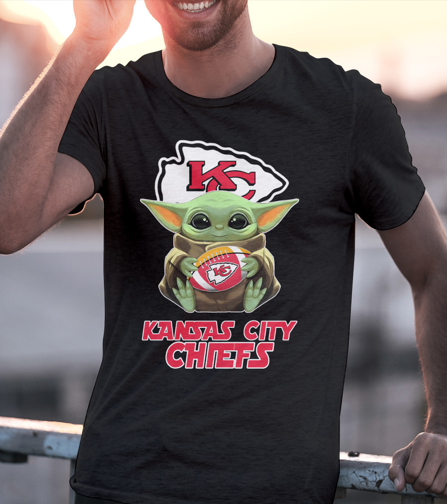 Kansas City Chiefs Baby Yoda Football T-Shirt