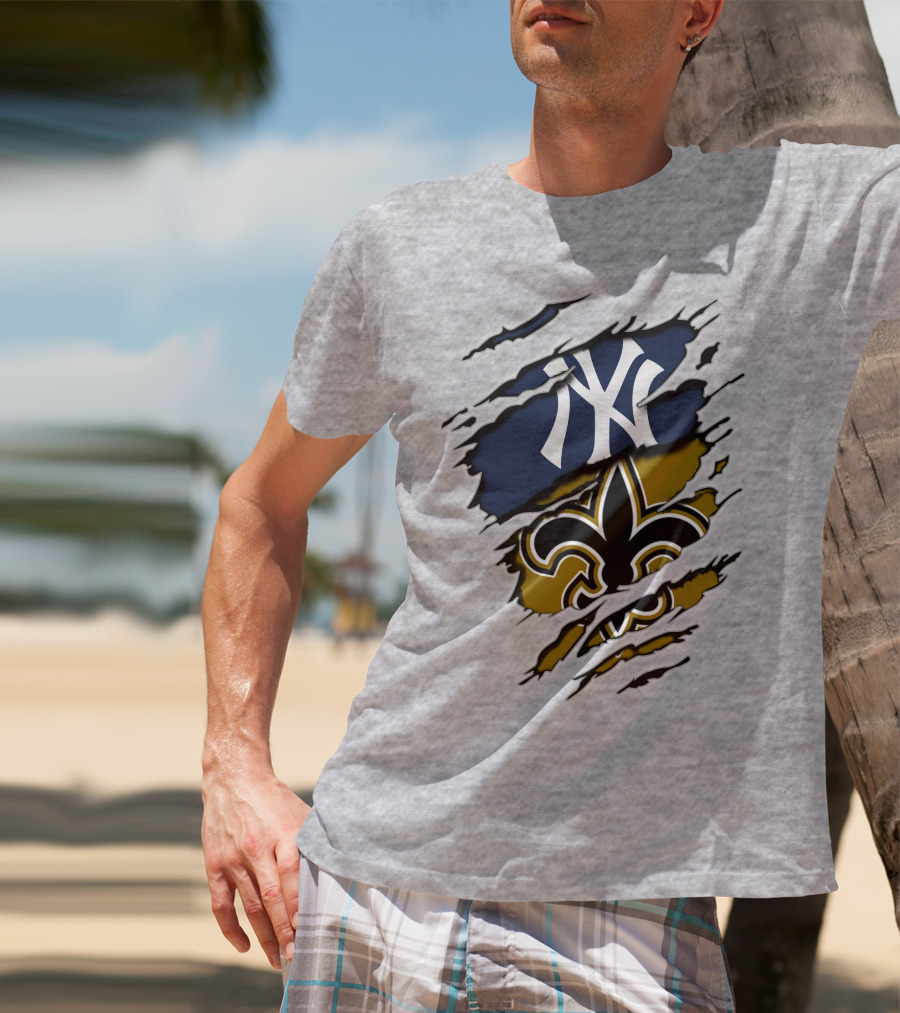 Yankees Saints Fleur-de-Lis Ripped T-Shirt