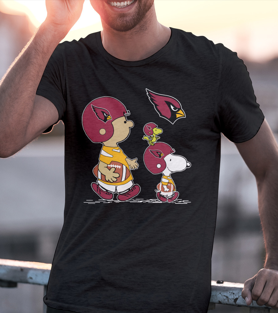 Cardinals Snoopy Woodstock Football Charlie Brown Peanuts Helmet T-Shirt