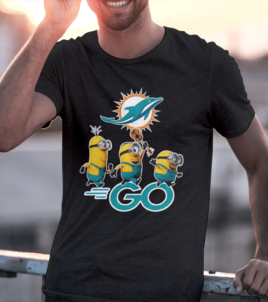 Minions Go Miami Dolphins Football Fun T-Shirt
