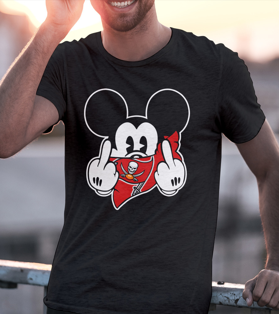 Buccaneers Mickey Parody With Skull And Swords Bandana T-Shirt