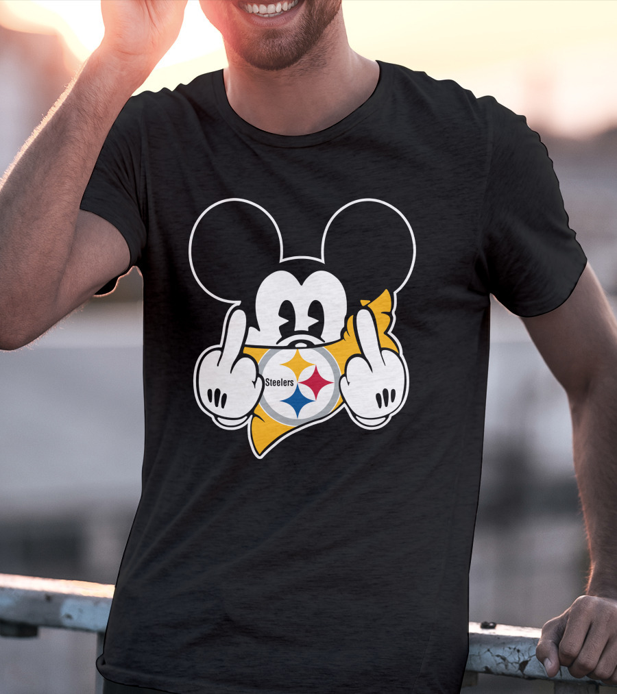 Steelers Logo With Character Giving Middle Finger T-Shirt
