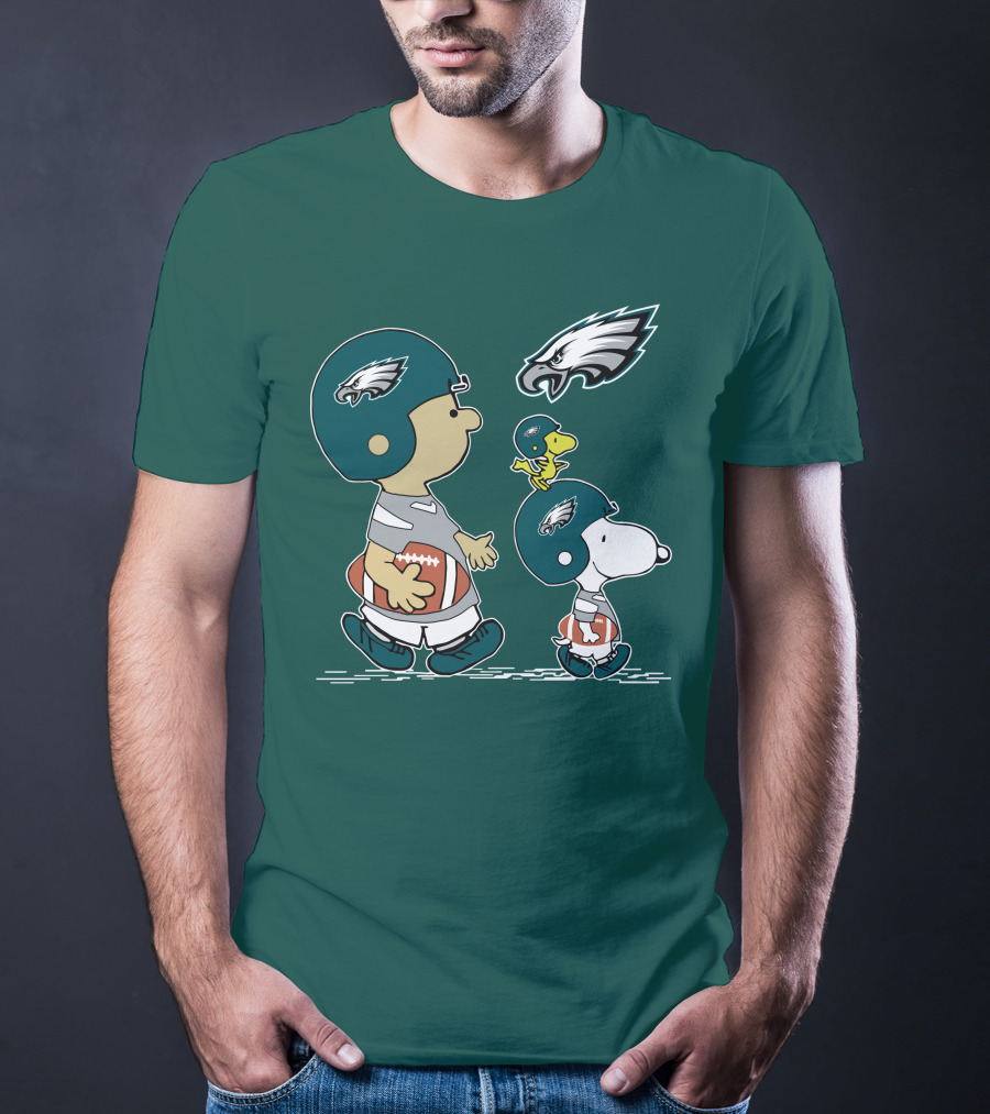 Philadelphia Eagles Snoopy And Woodstock Football Helmets T-Shirt