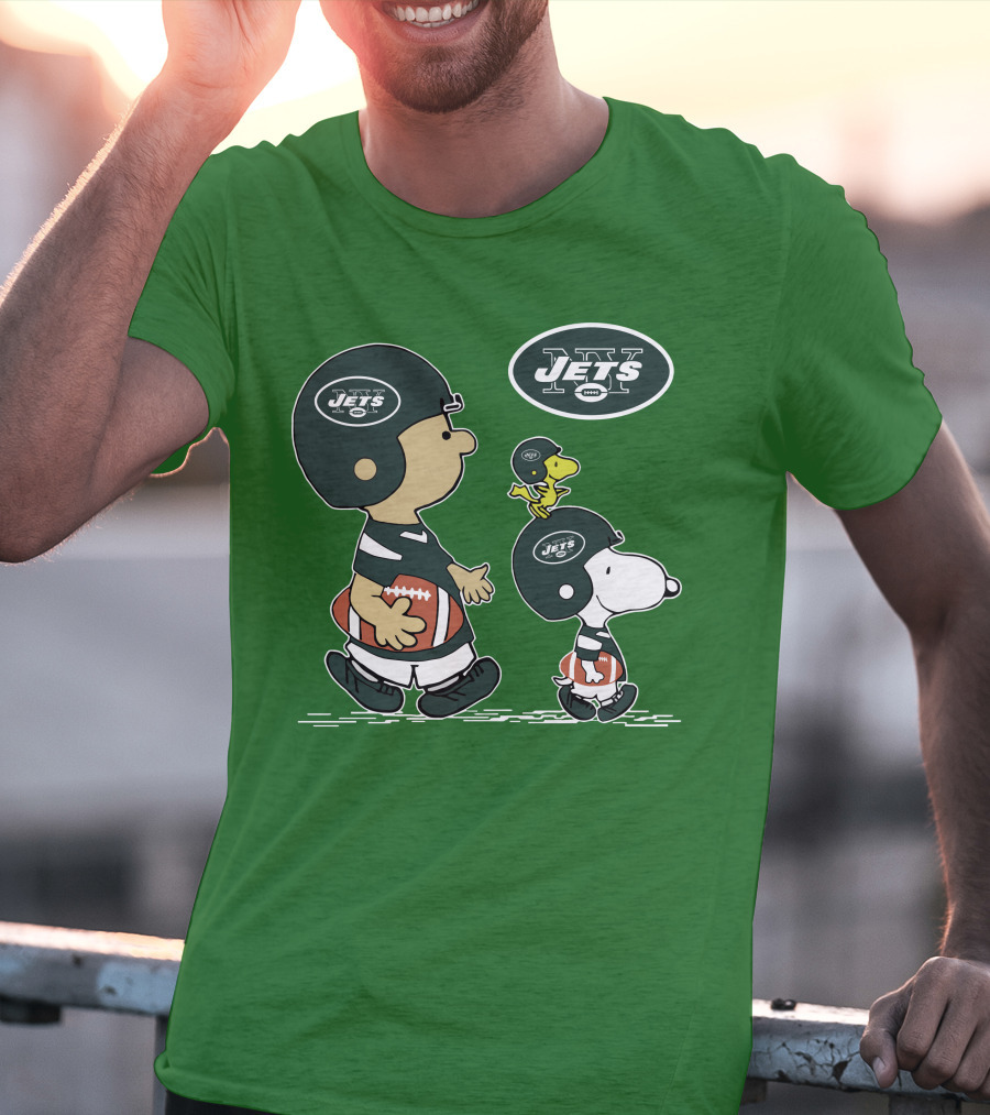 New York Jets Snoopy And Woodstock Football Adventure T-Shirt