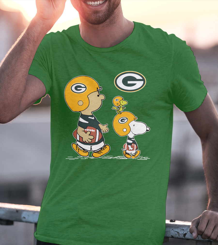 Packers Charlie Brown Snoopy Woodstock Football Helmet T-Shirt