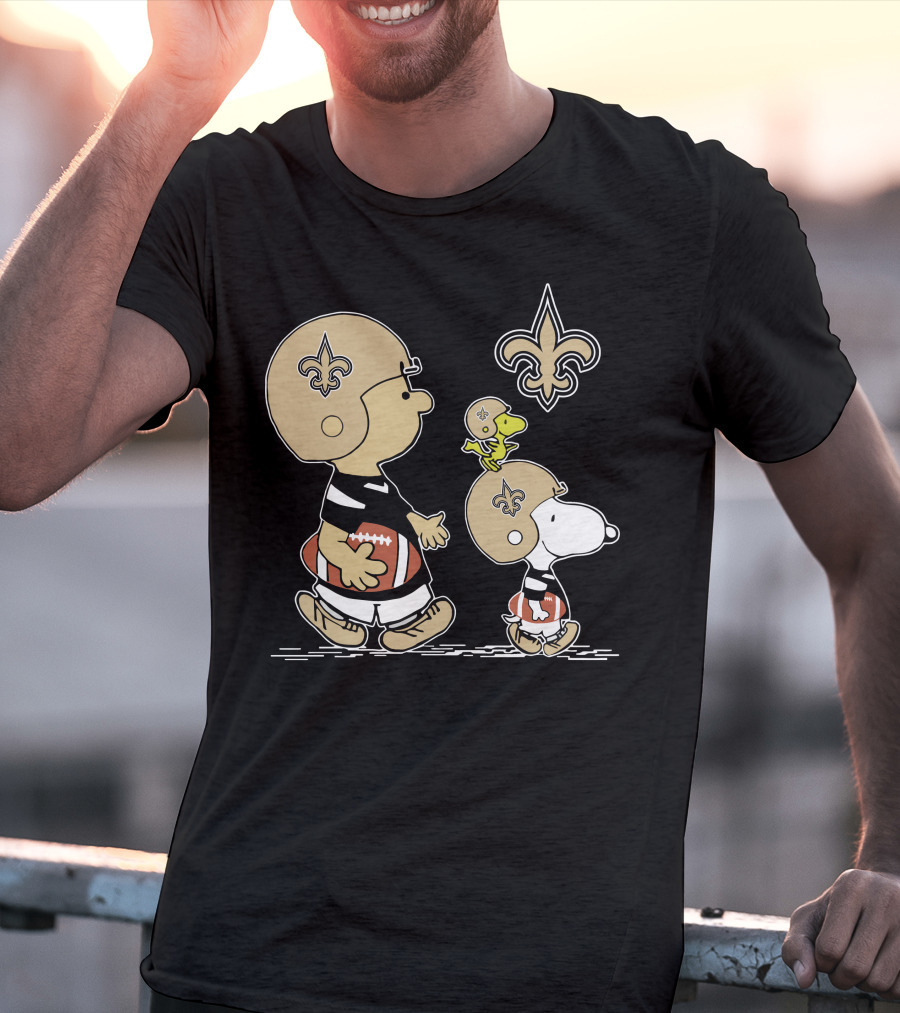 Saints Snoopy Peanuts Football Charlie Brown Woodstock Fleur-de-Lis T-Shirt