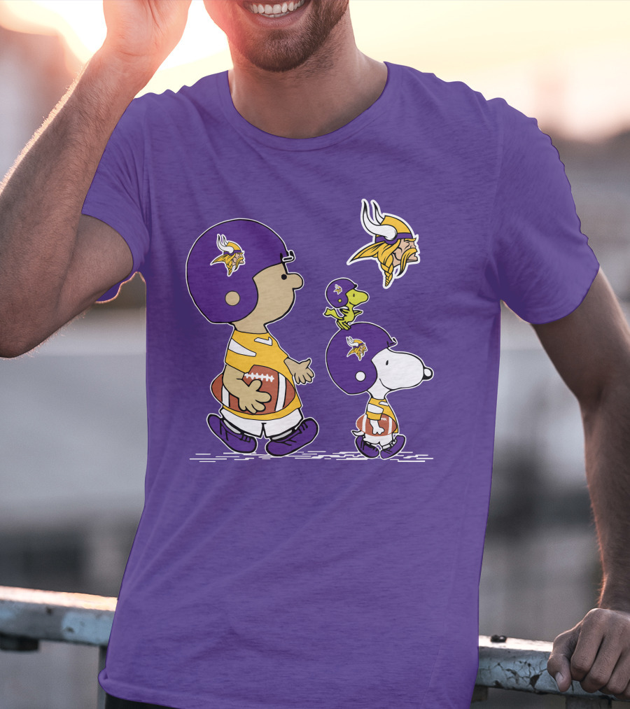 Vikings Snoopy And Woodstock Football Team Fans T-Shirt