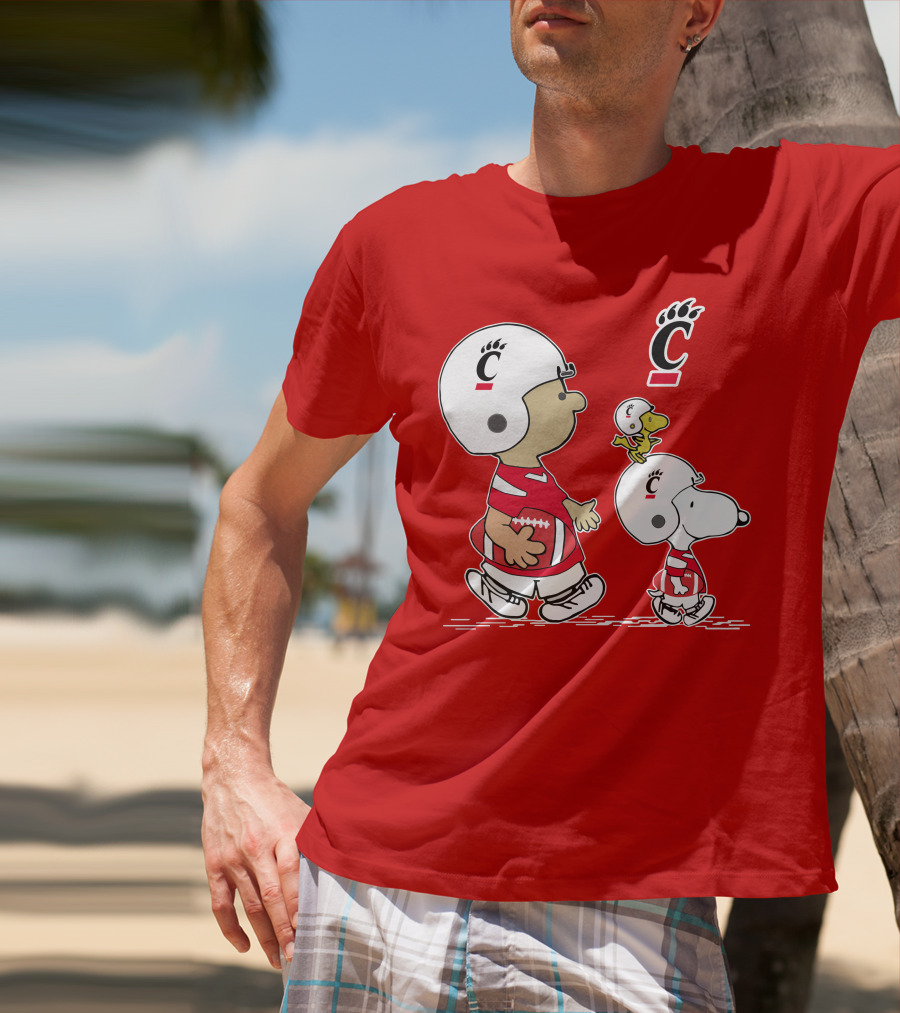 Cincinnati Bearcats Football Snoopy And Woodstock Game Day T-Shirt