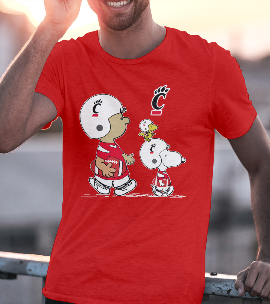 Cincinnati Bearcats Football Snoopy And Woodstock Game Day T-Shirt