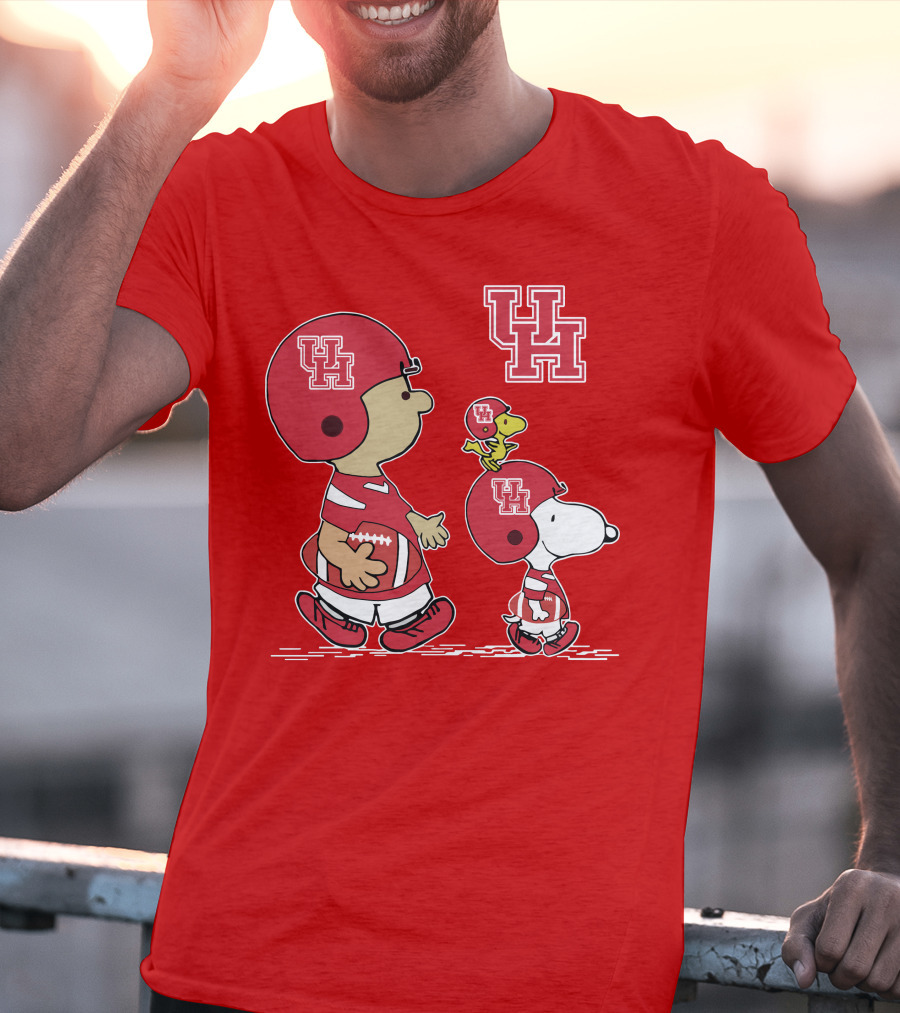 Houston Cougars Snoopy Peanuts Football Characters T-Shirt