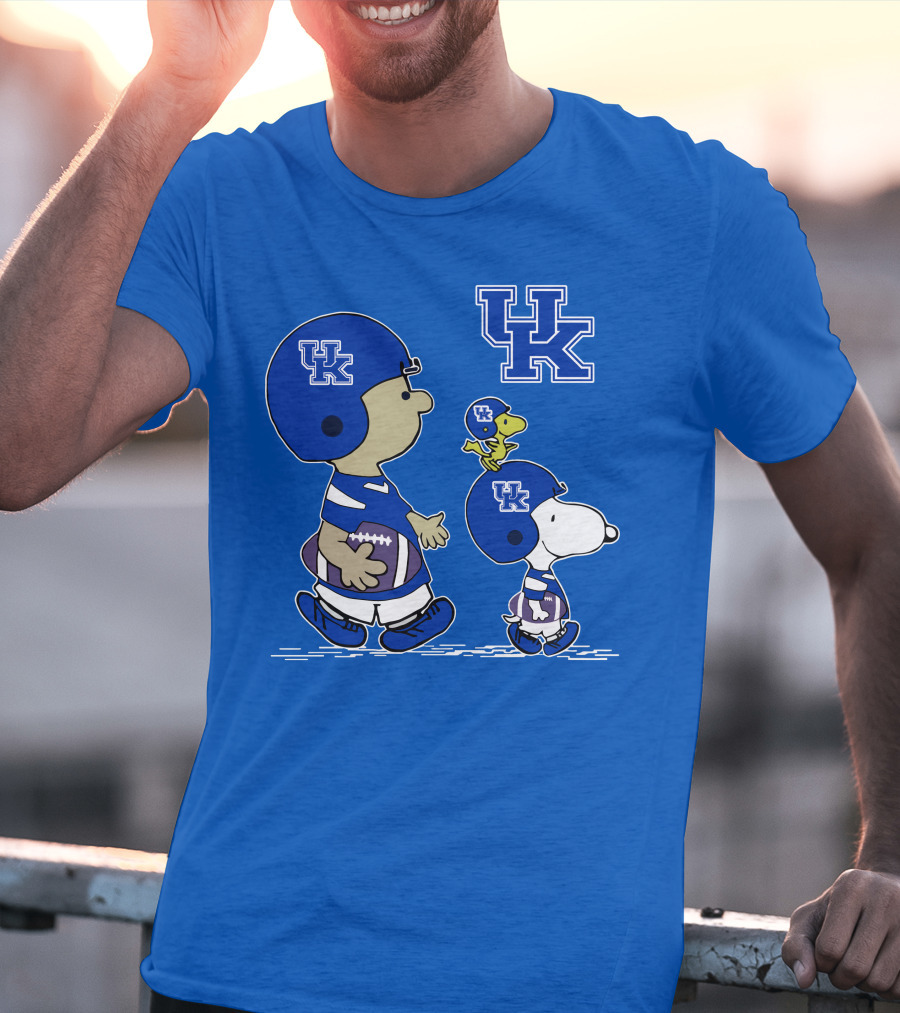 Kentucky Wildcats Snoopy Woodstock Uk Football Peanuts Characters T-Shirt
