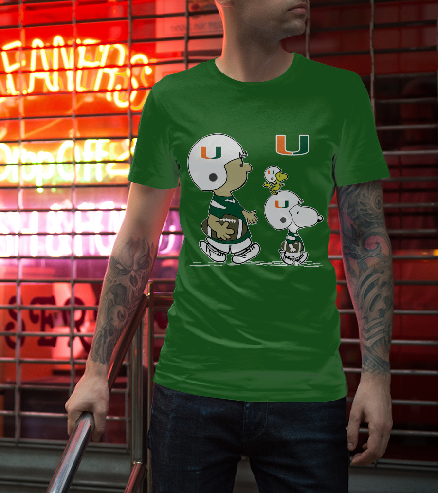 Miami Hurricanes Snoopy And Woodstock Football Helmets Peanuts Comic T-Shirt