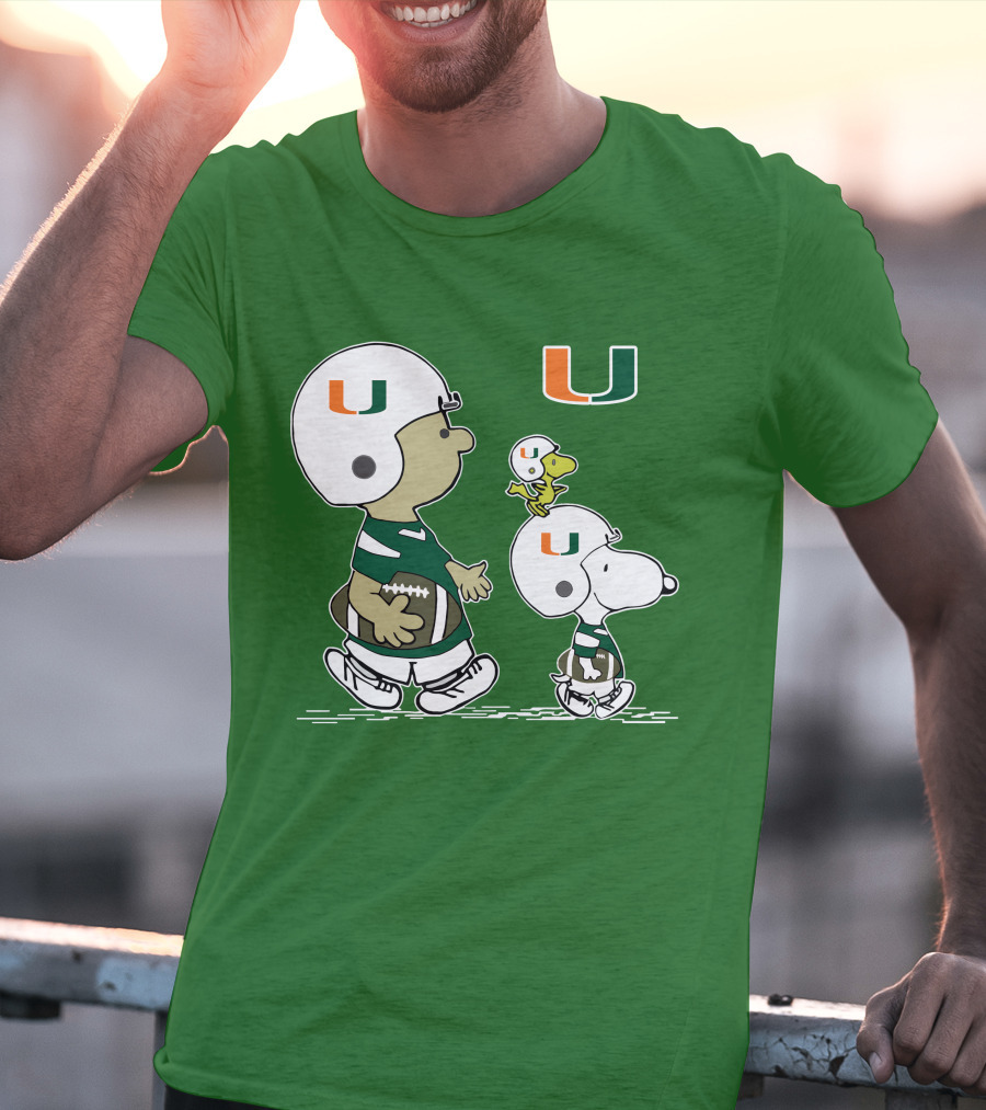 Miami Hurricanes Snoopy And Woodstock Football Helmets Peanuts Comic T-Shirt