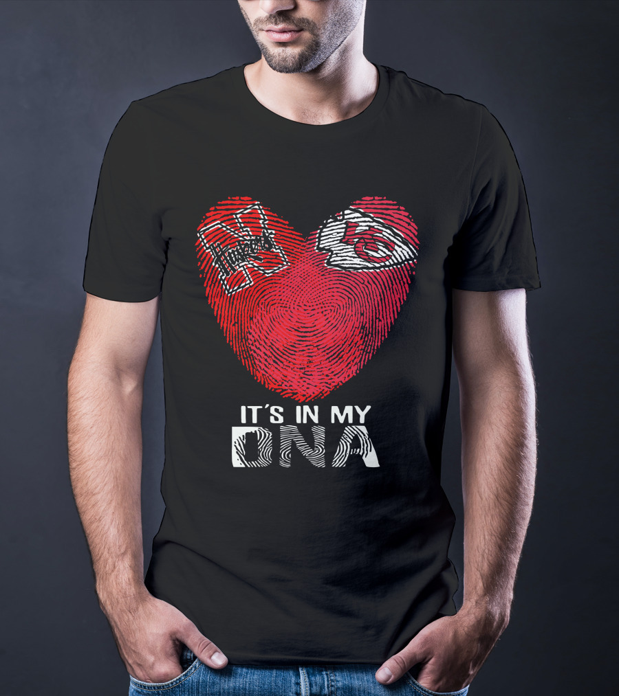 Nebraska Cornhuskers Kansas City Chiefs It's In My DNA Fingerprint Heart T-Shirt