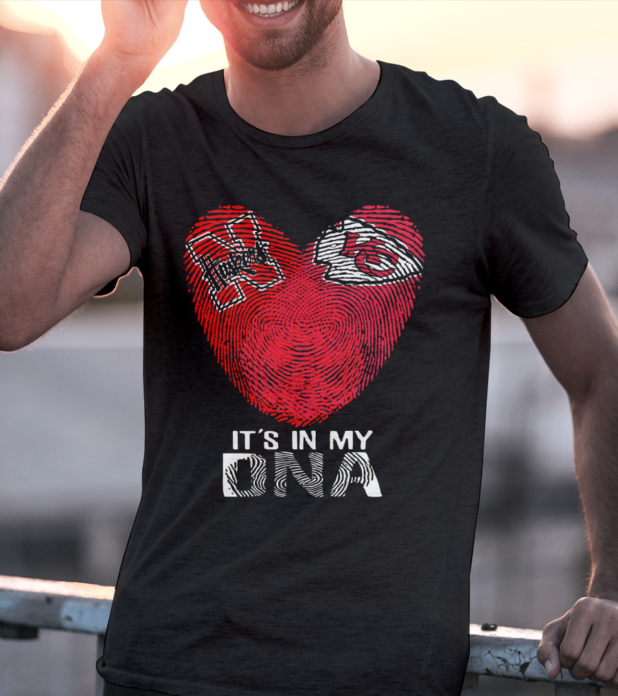 Nebraska Cornhuskers Kansas City Chiefs It's In My DNA Fingerprint Heart T-Shirt