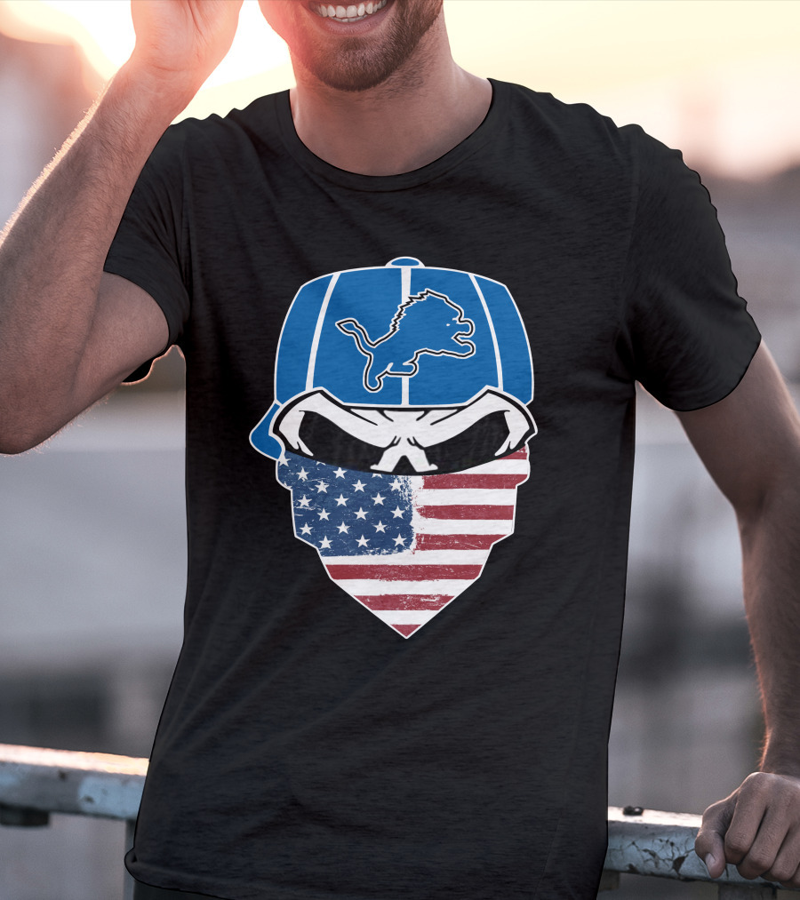 Detroit Lions Skull Bandana American Flag T-Shirt