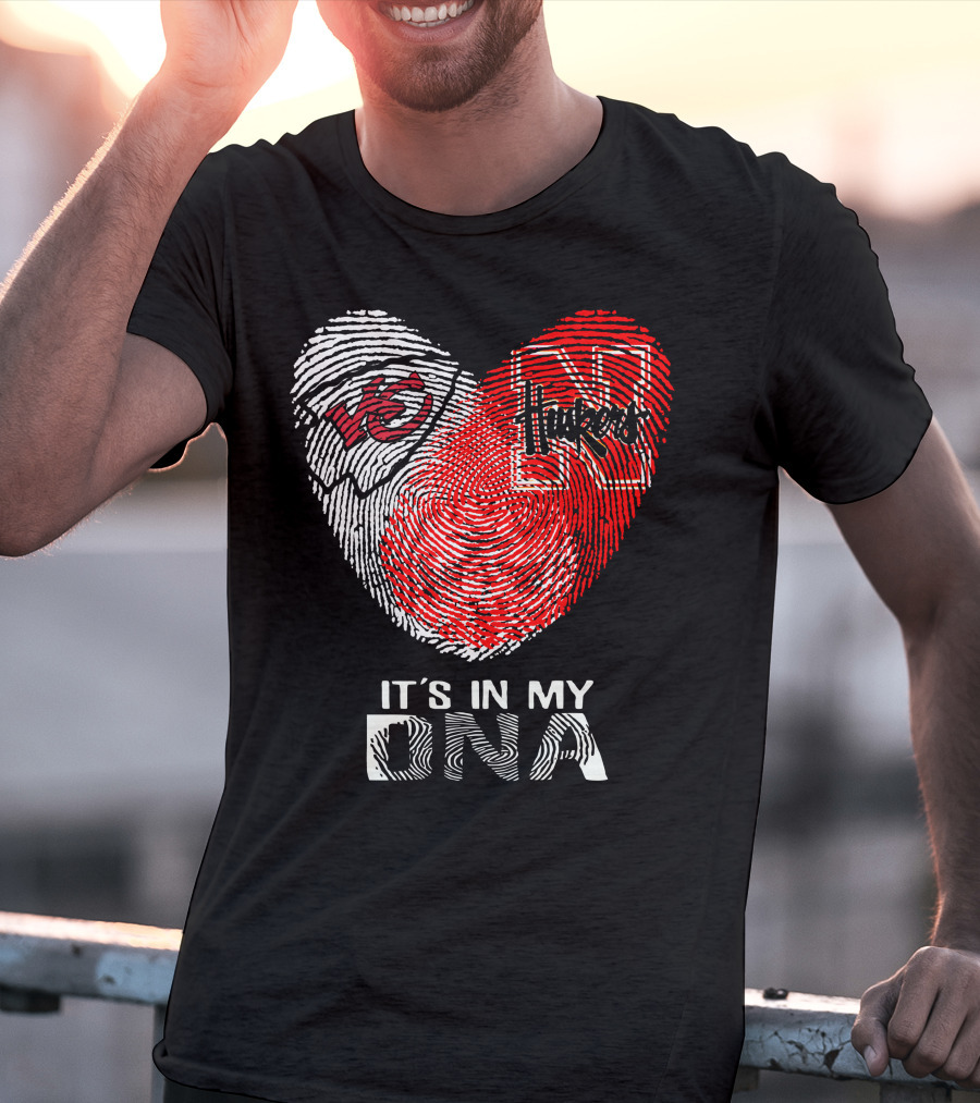 Chiefs Huskers It's In My Dna Fingerprint Heart T-Shirt