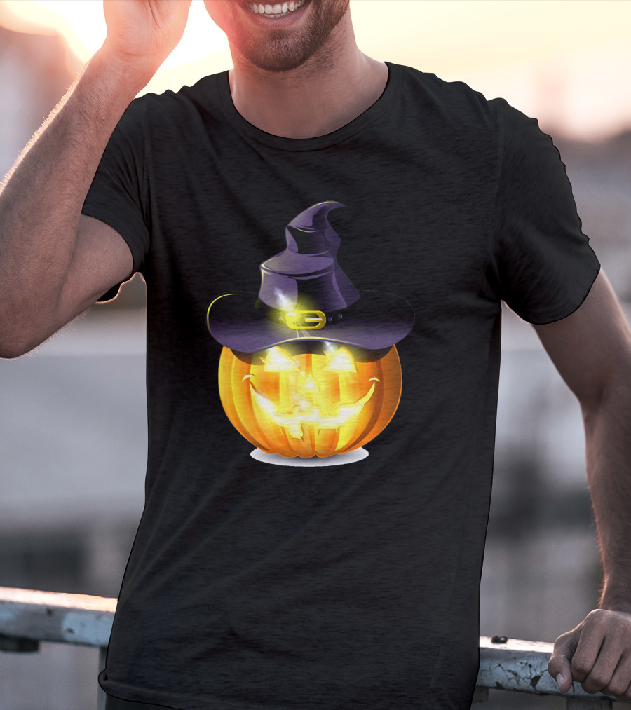 Halloween Pumpkin With Witch Hat And Glowing Smile T-Shirt
