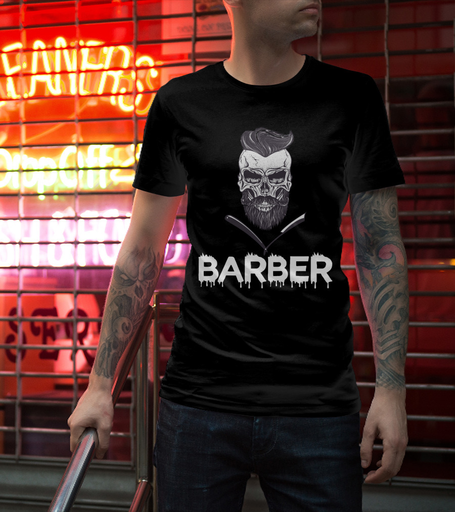 Barber Skull With Straight Razors Halloween Hairstylist T-Shirt