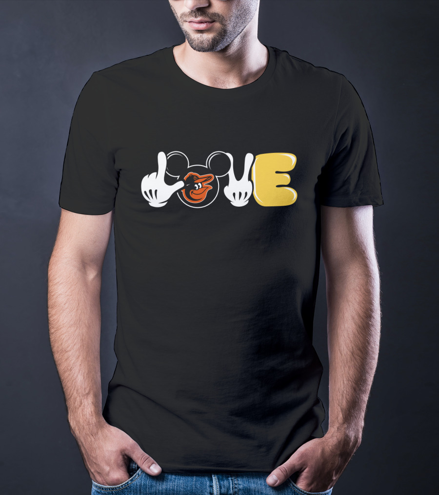 Love Baltimore Orioles Halloween Mickey Mouse Hands T-Shirt