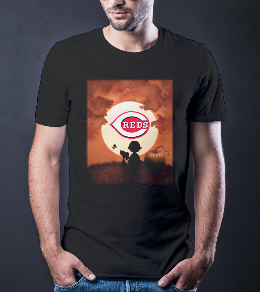 Cincinnati Reds Full Moon Silhouette With Pumpkin T-Shirt