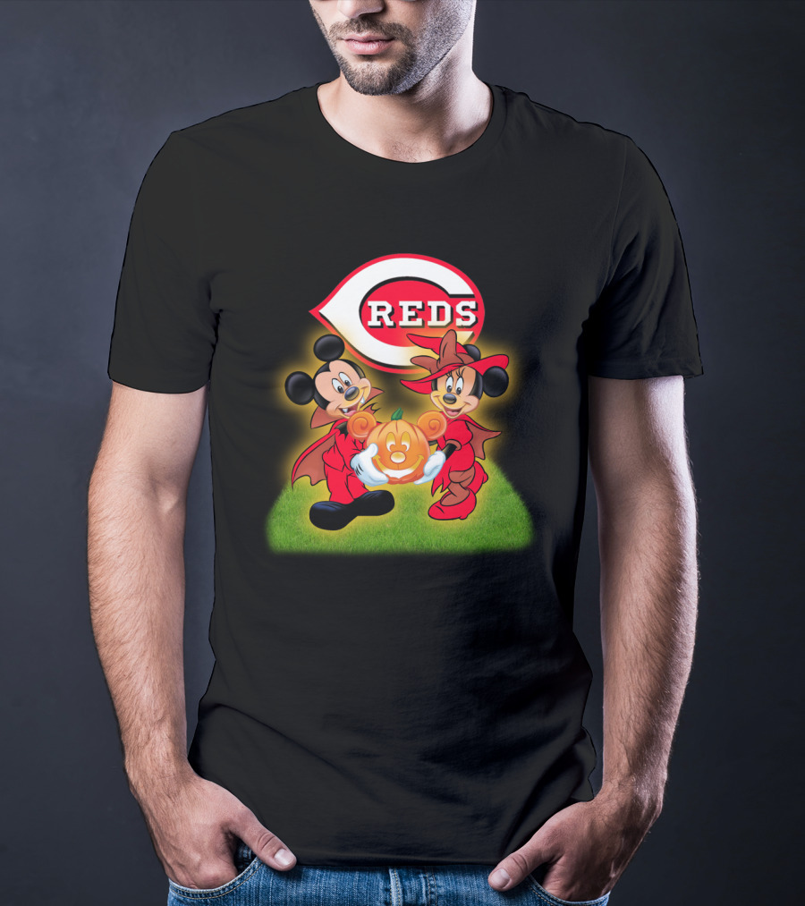 Cincinnati Reds Halloween Mickey Minnie Pumpkin T-Shirt