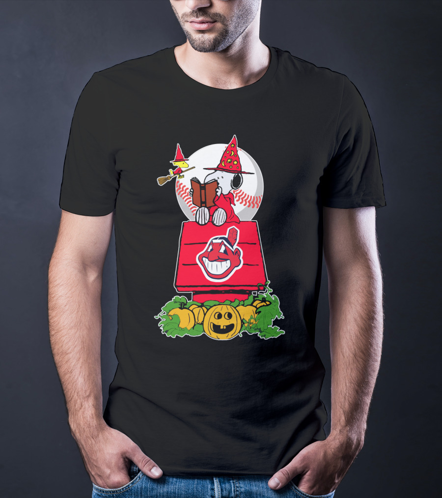 Snoopy Halloween Cleveland Baseball Pumpkins And Witch Hat T-Shirt