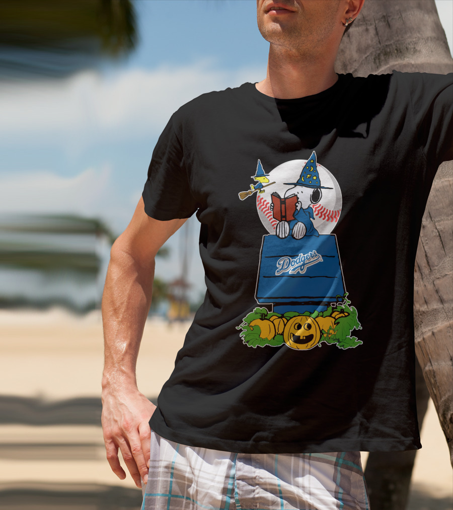 Halloween Dodgers Snoopy Wizard With Woodstock And Pumpkins T-Shirt