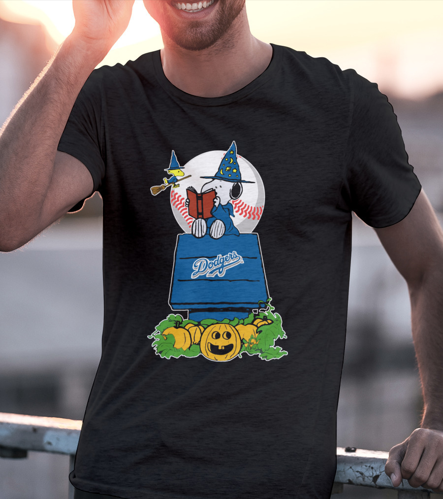 Halloween Dodgers Snoopy Wizard With Woodstock And Pumpkins T-Shirt