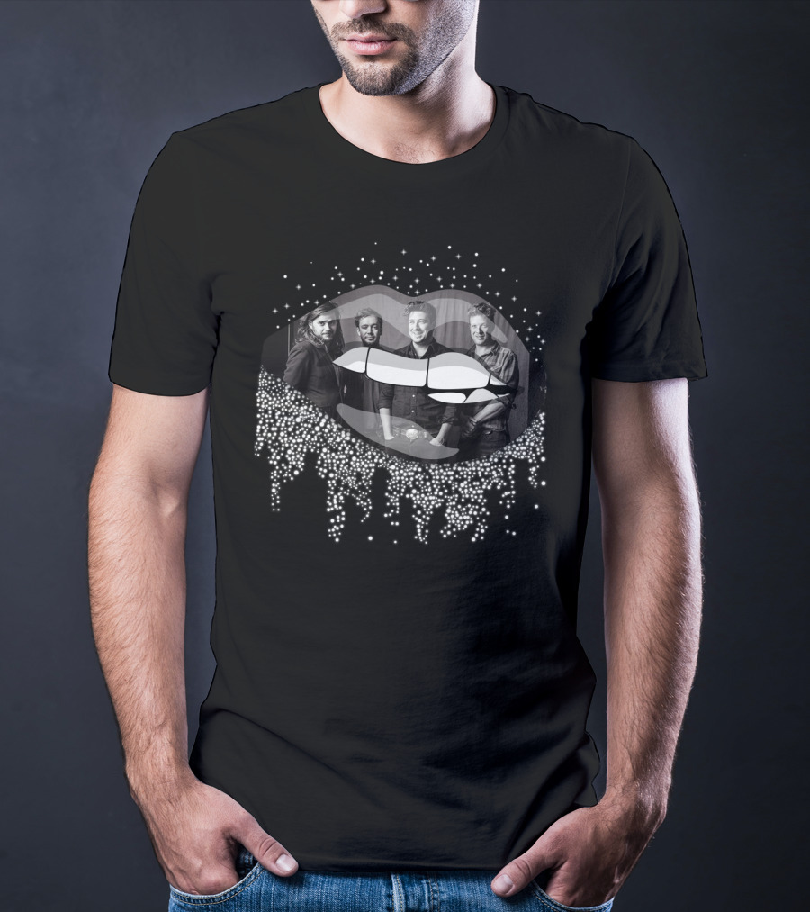 Mumford And Sons Black And White Lip Silhouette Band Members Photo T-Shirt