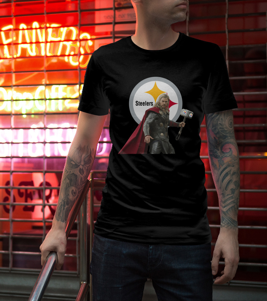 Steelers And Red Cape Hero With Hammer T-Shirt