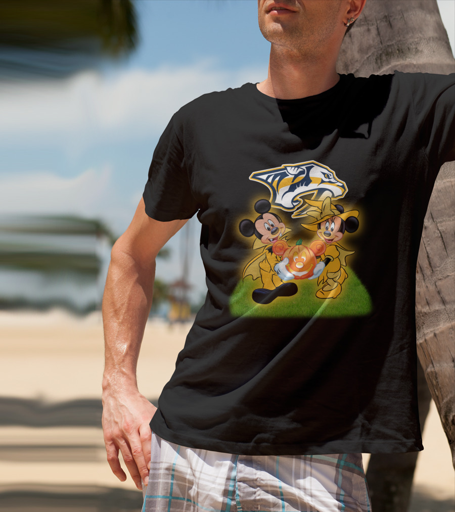 Mickey And Minnie Halloween Nashville Predators Pumpkin T-Shirt